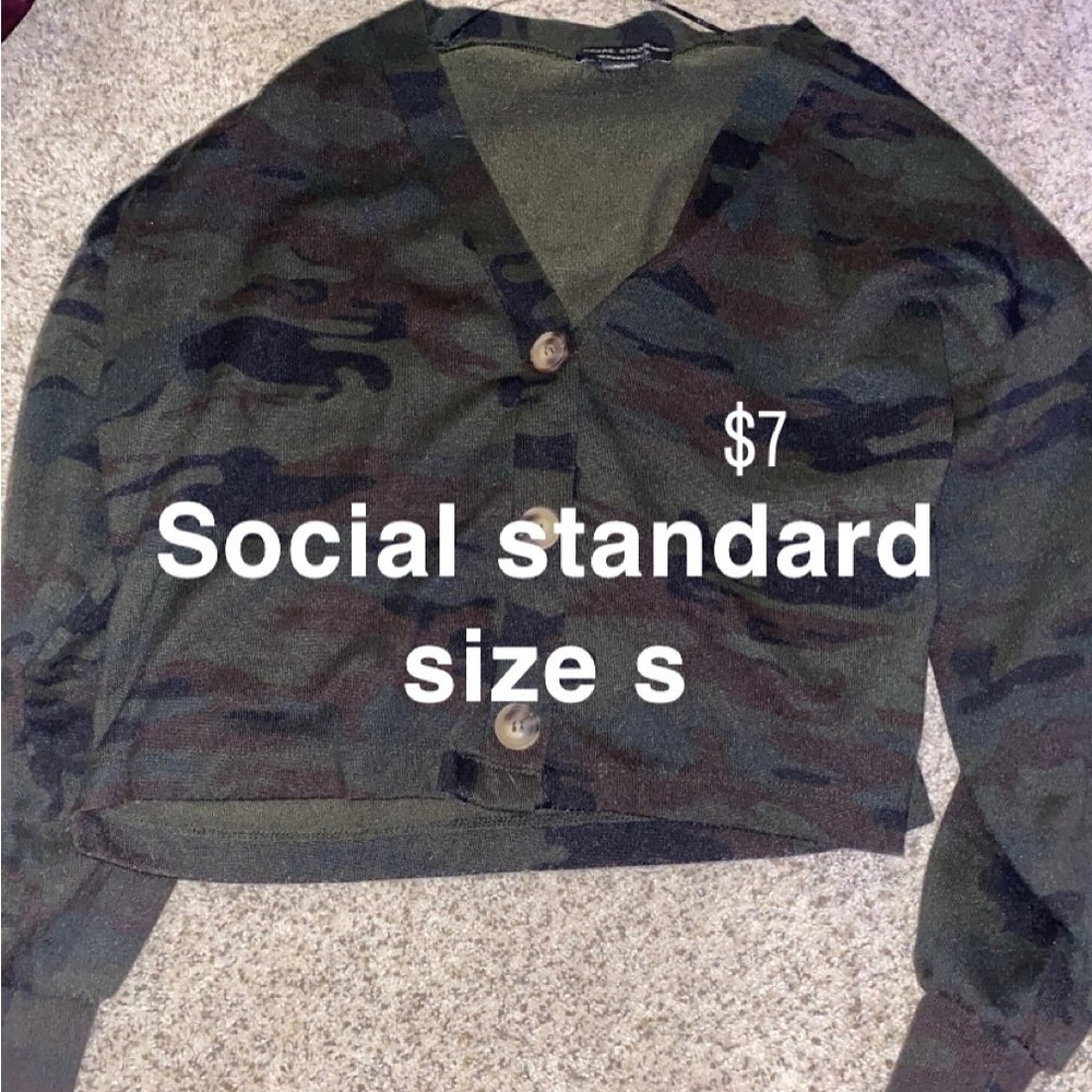 Social Standard Camouflage Cardigan